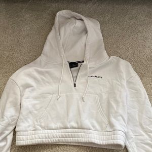 Alphalete white cropped hoodie